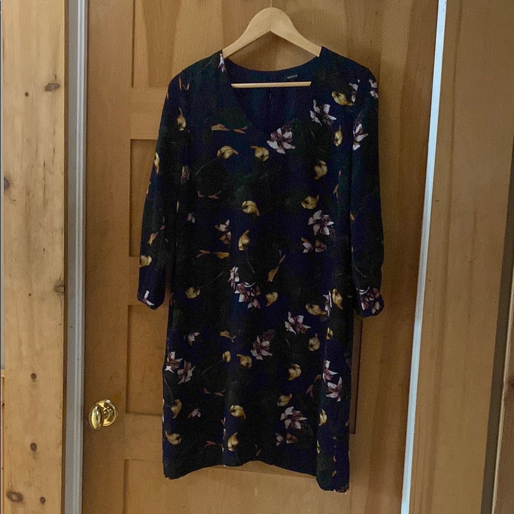 RW&CO. Dark Blue Floral Long-Sleeve Shift Dress